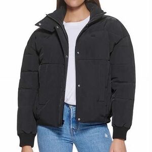 NWOT Levi's Black Puffer Jacket